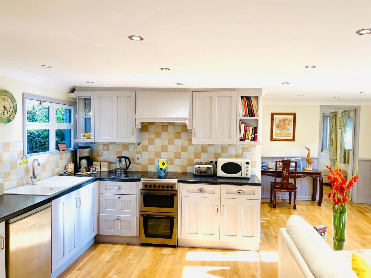 Amber Lodge Hickstead-A Burgess Hill Bagian luar foto