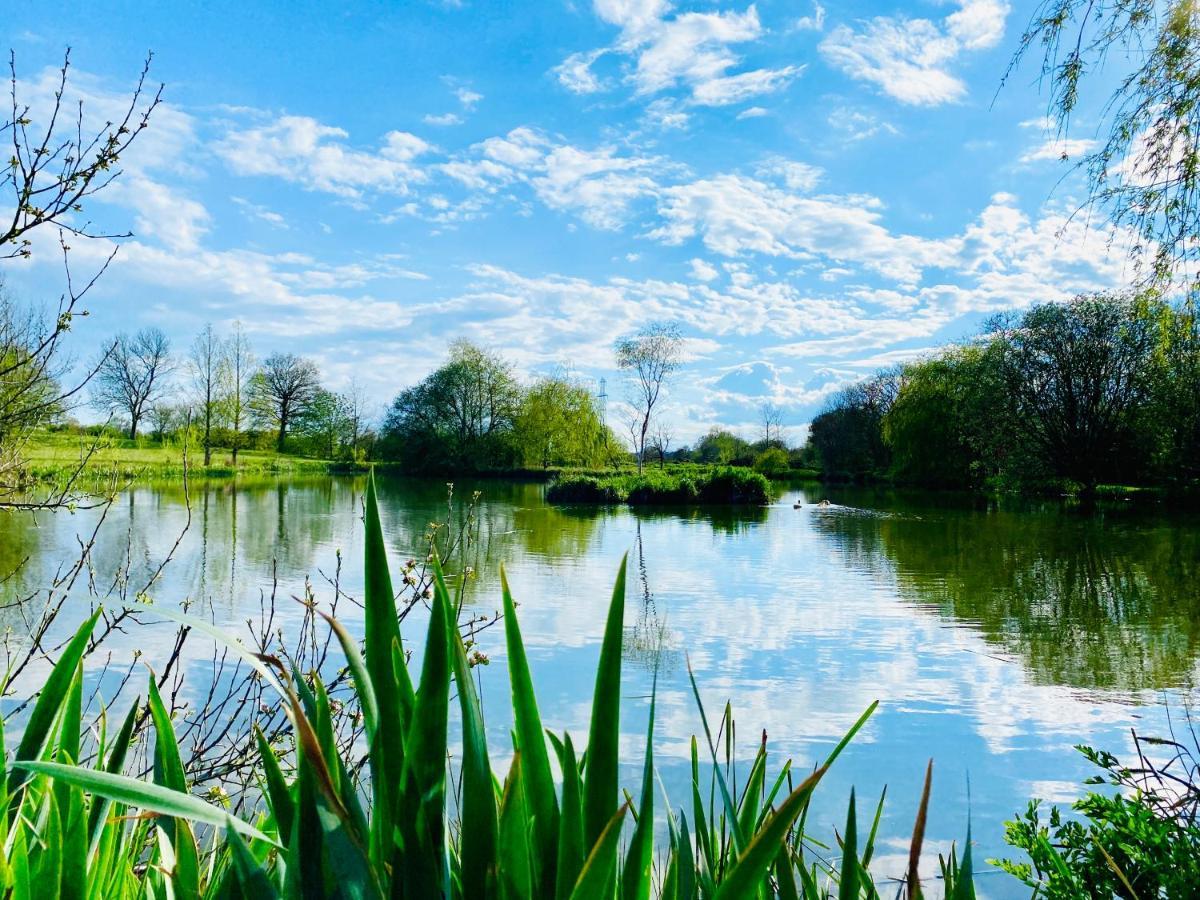 Amber Lodge Hickstead-A Burgess Hill Bagian luar foto